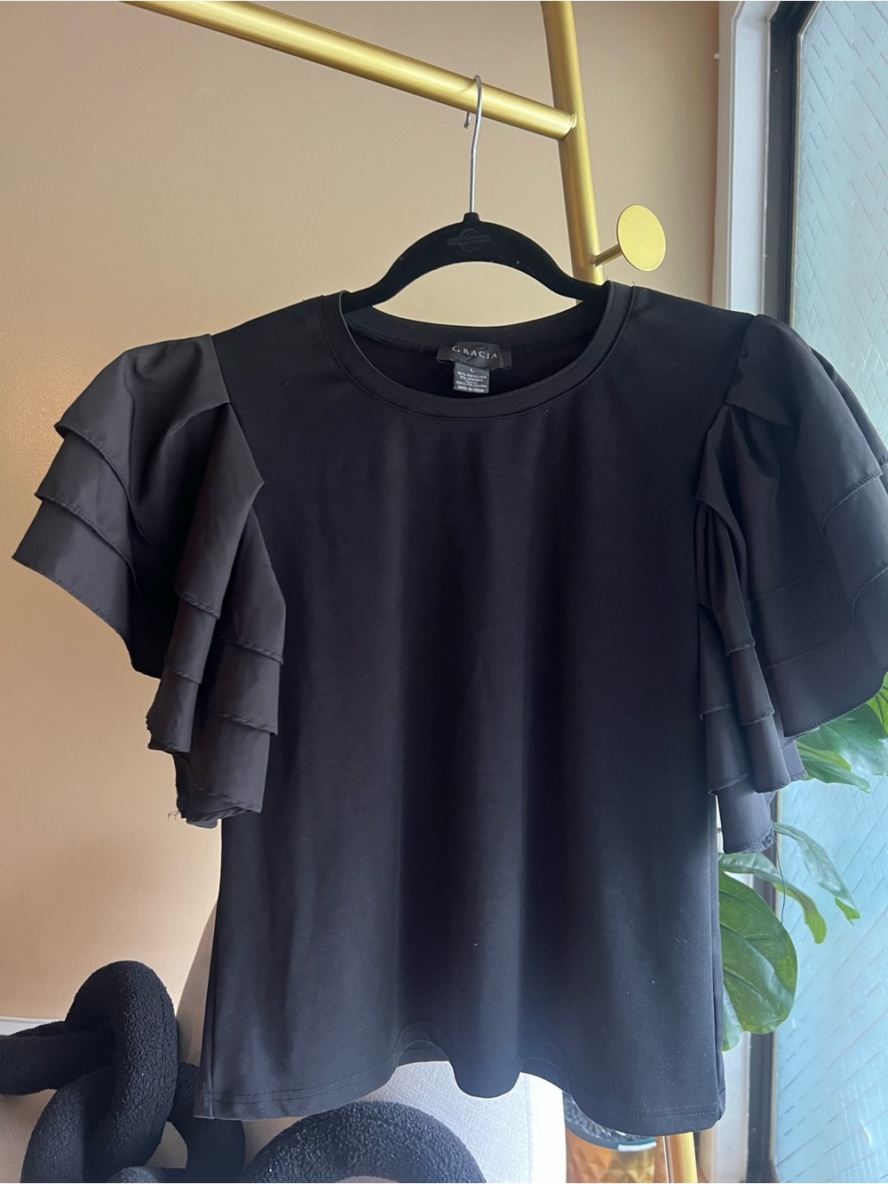 Gracia Black Ruffle Sleeve Women’s Top